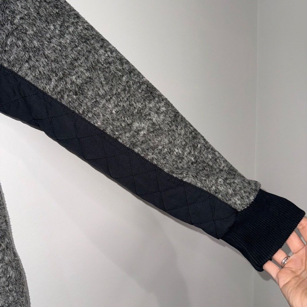 ABERCROMBIE & FITCH Womens Small Gray Black 1/4 Snap Long Sleeve Pullover Shirt - Picture 5 of 7